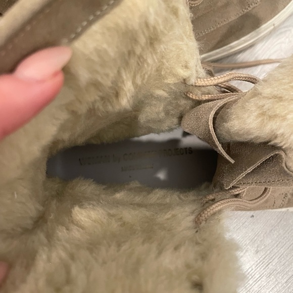 Common Projects Suede Leather Shearling Boots - Picture 4 of 11